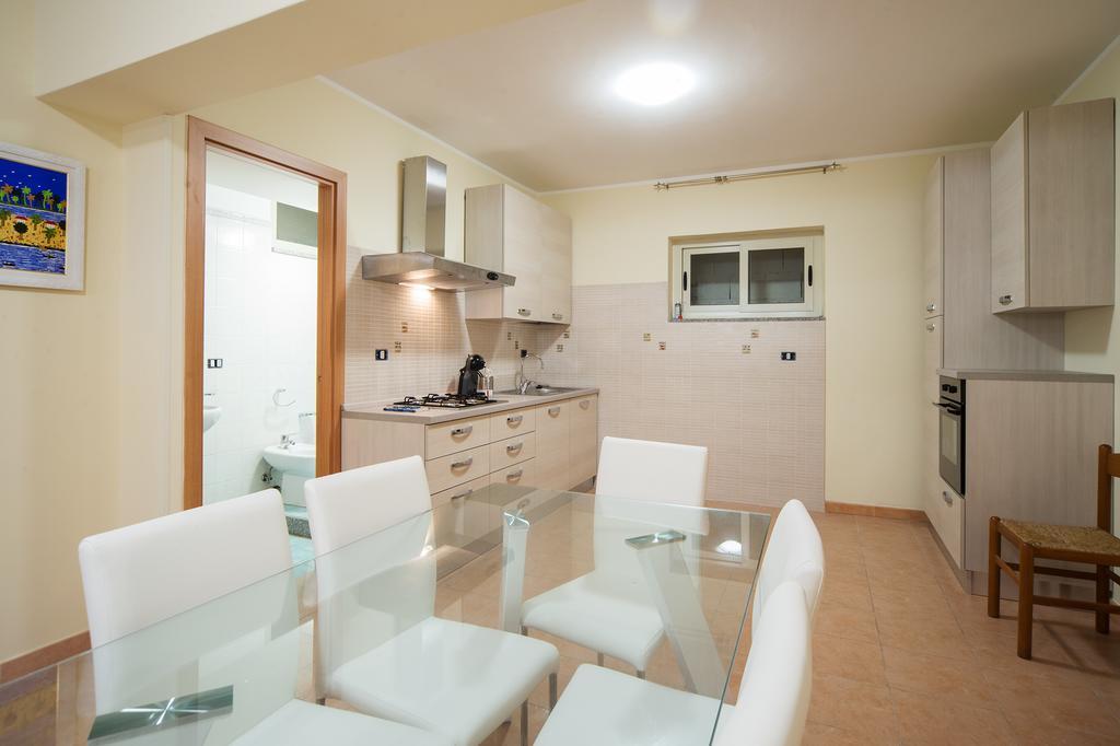 Ferienwohnung Milly House Letojanni Exterior foto